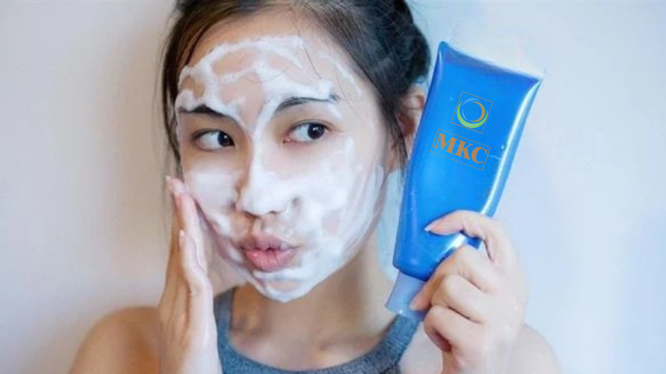 Chị Linh Với Sự Hài Lòng Về Sản Phẩm MK Cosmetics